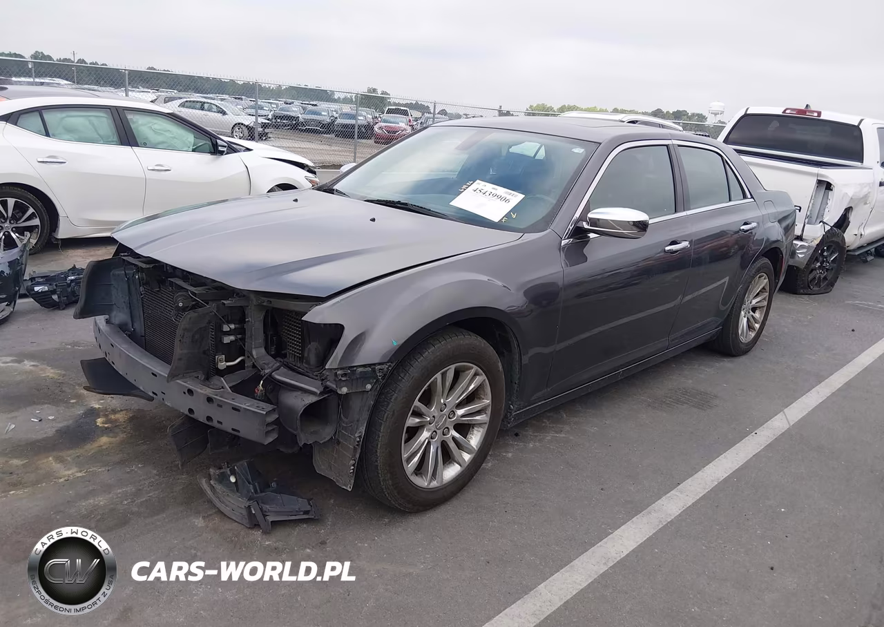 2016 Chrysler 300C VIN:2C3CCAEG6GH351134 - 2