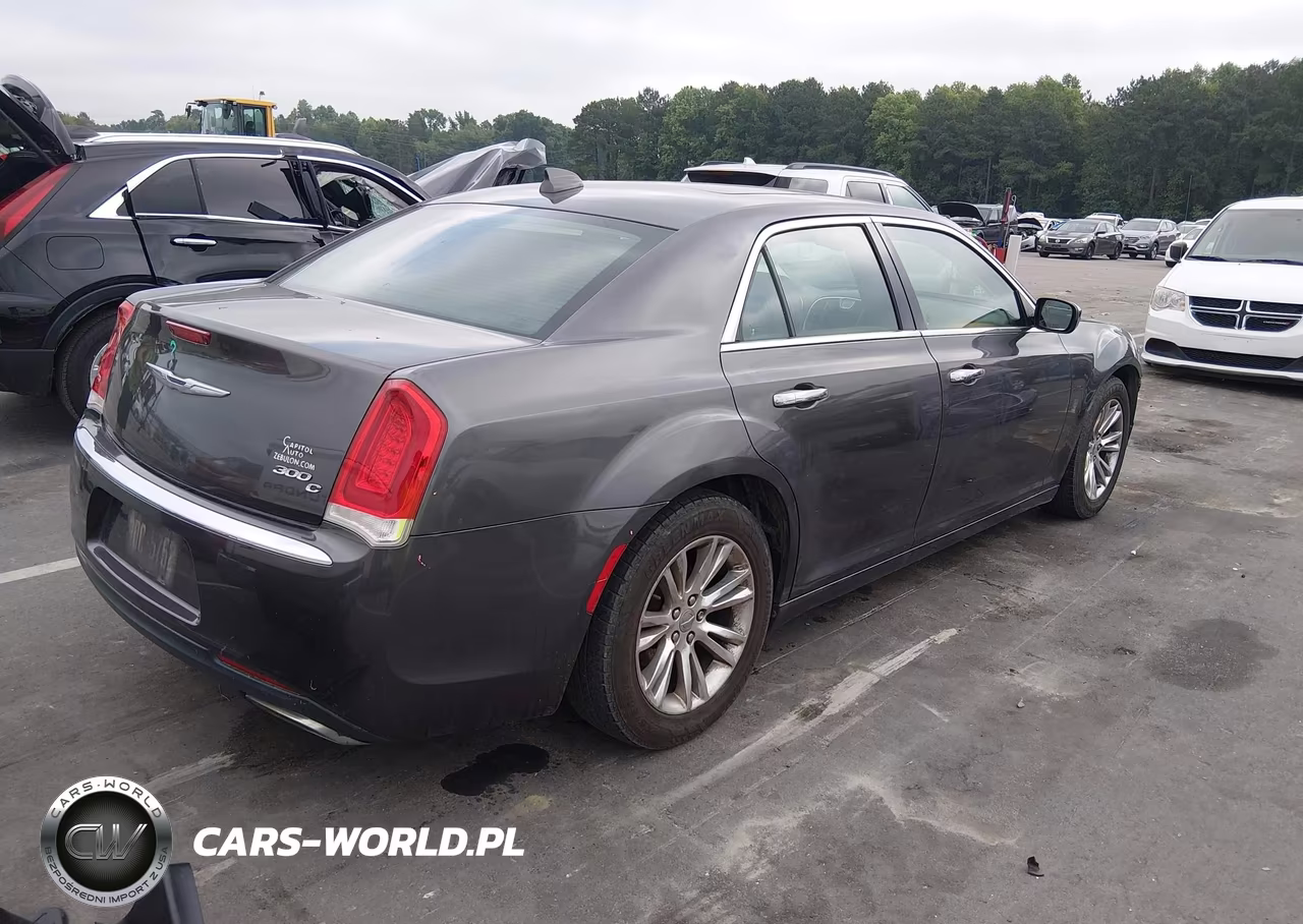 2016 Chrysler 300C VIN:2C3CCAEG6GH351134 - 4