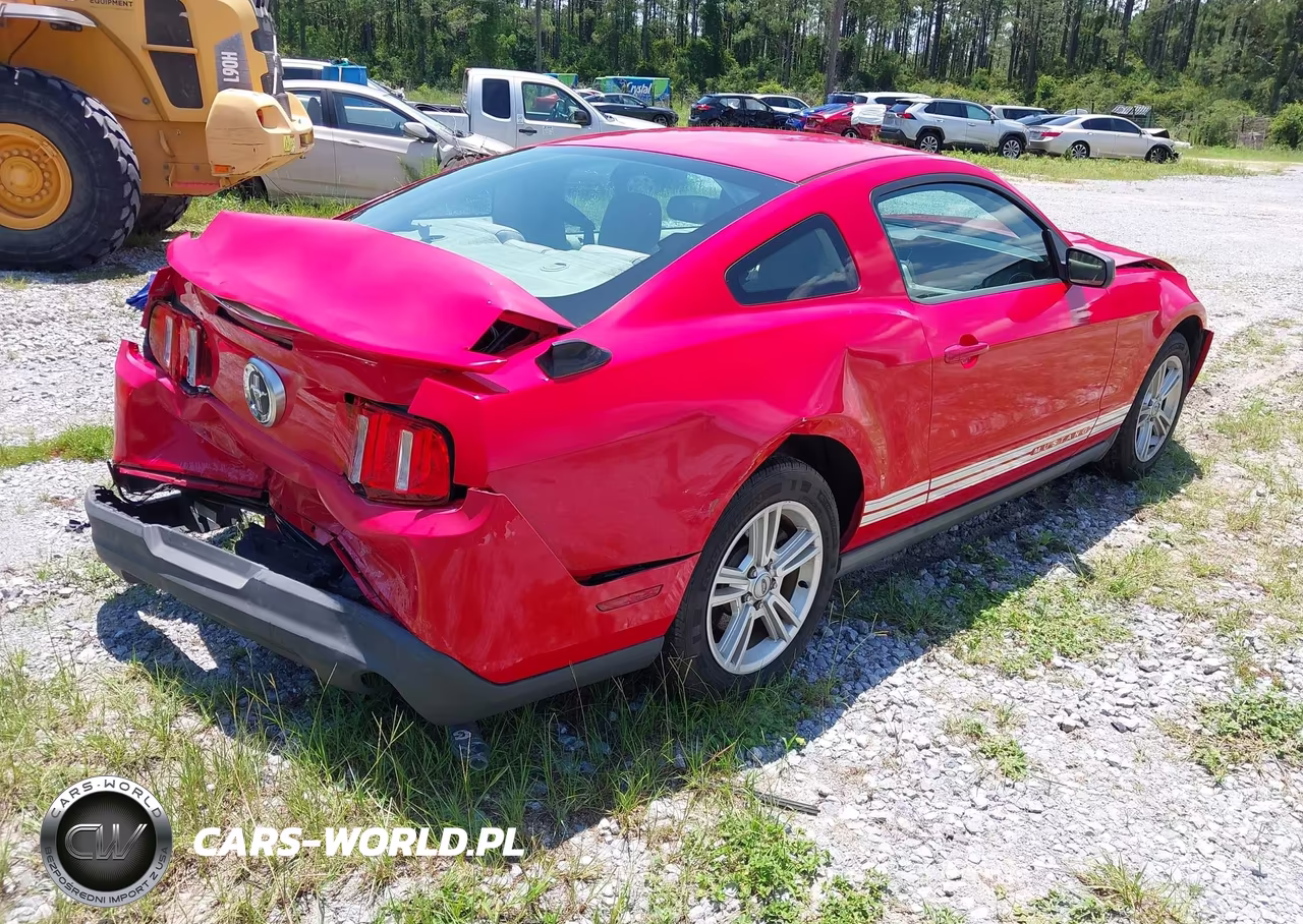 2010 Ford Mustang V6-V6 Premium VIN:1ZVBP8AN9A5150123 - 4