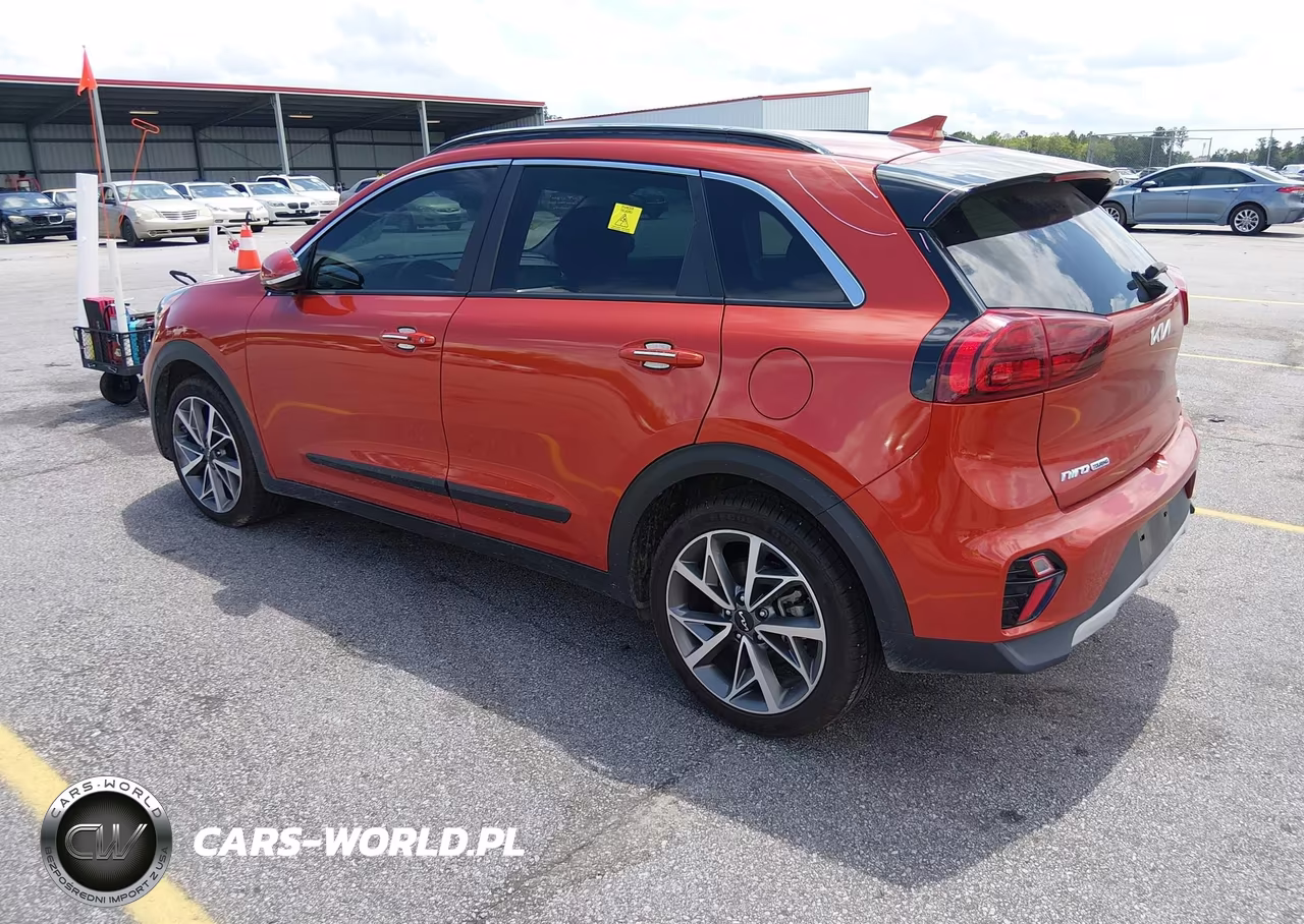 2022 Kia Niro Touring Se VIN:KNDCC3LC9N5502107 - 3