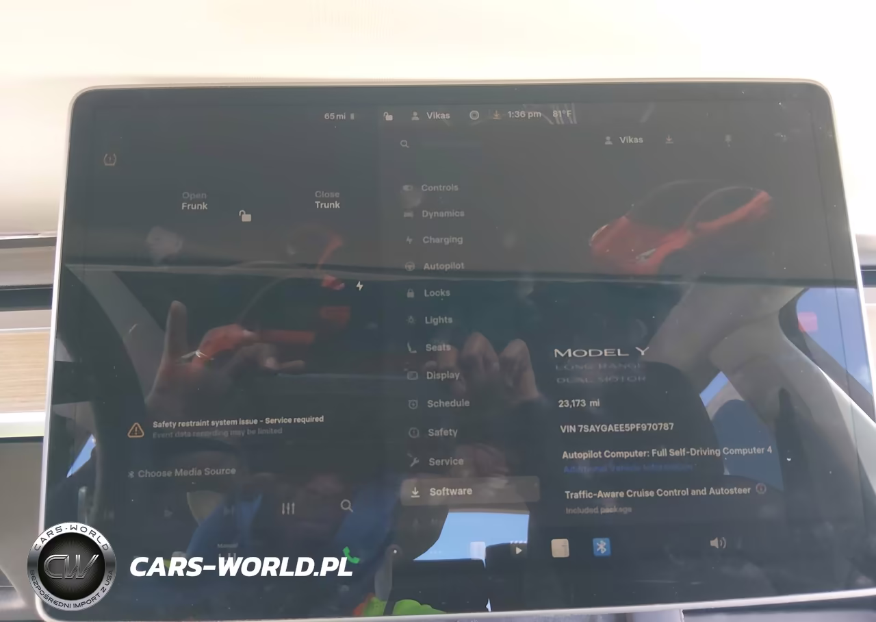 2023 Tesla Model Y Awd-Long Range Dual Motor All-Wheel Drive VIN:7SAYGAEE5PF970787 - 17