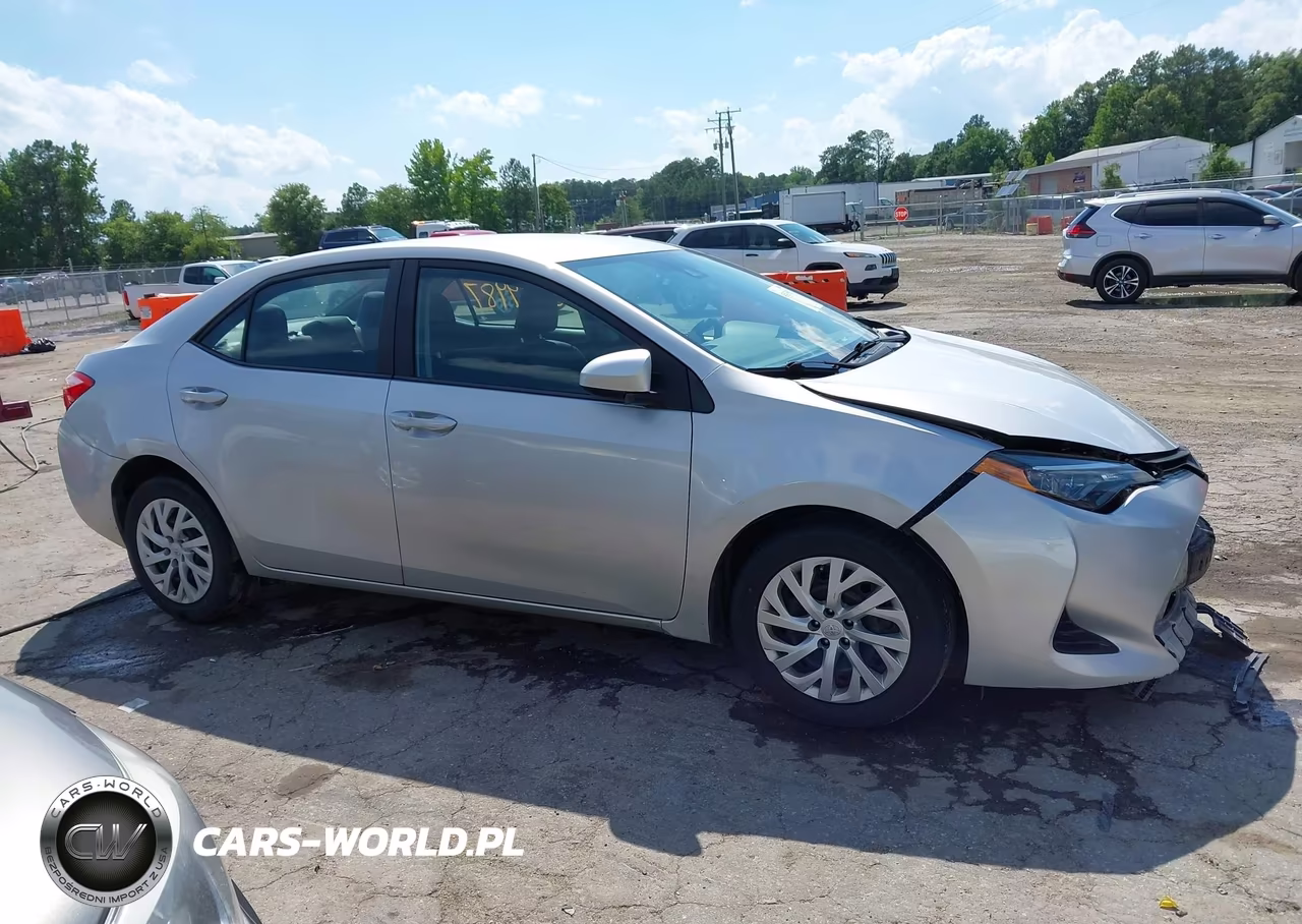 2019 Toyota Corolla Le VIN:5YFBURHEXKP856528 - 13