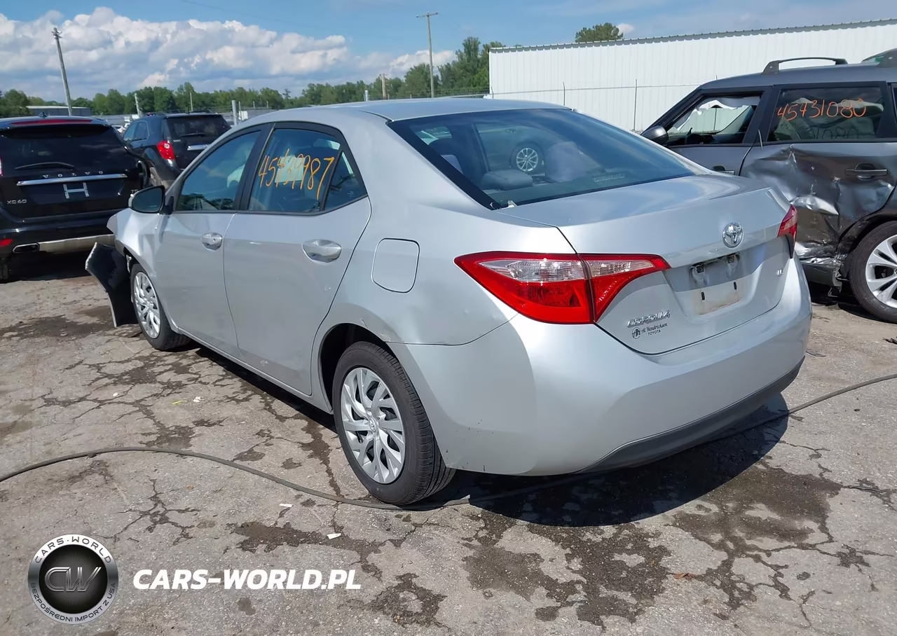 2019 Toyota Corolla Le VIN:5YFBURHEXKP856528 - 3