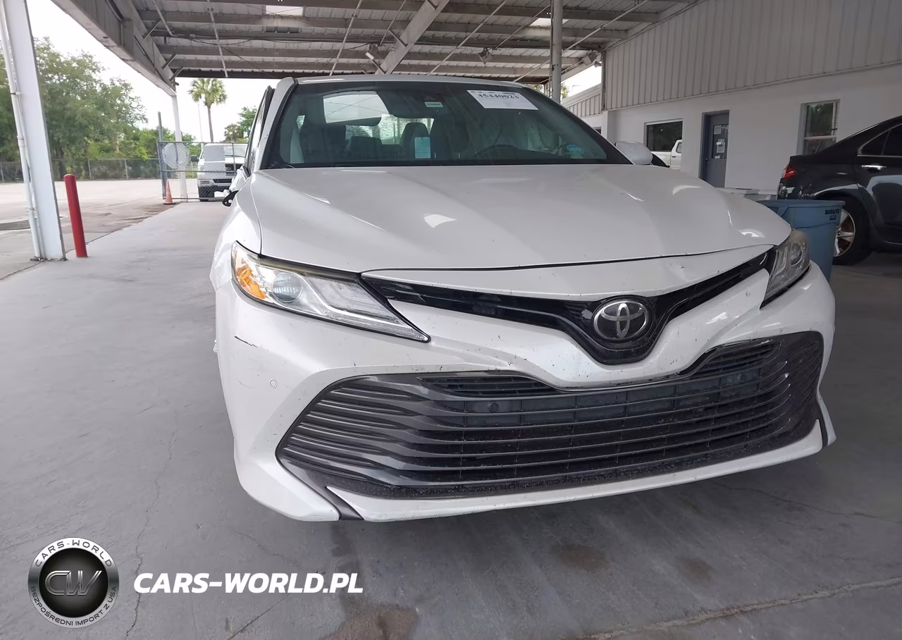 2018 Toyota Camry Xle VIN:4T1B11HKXJU152844 - 11