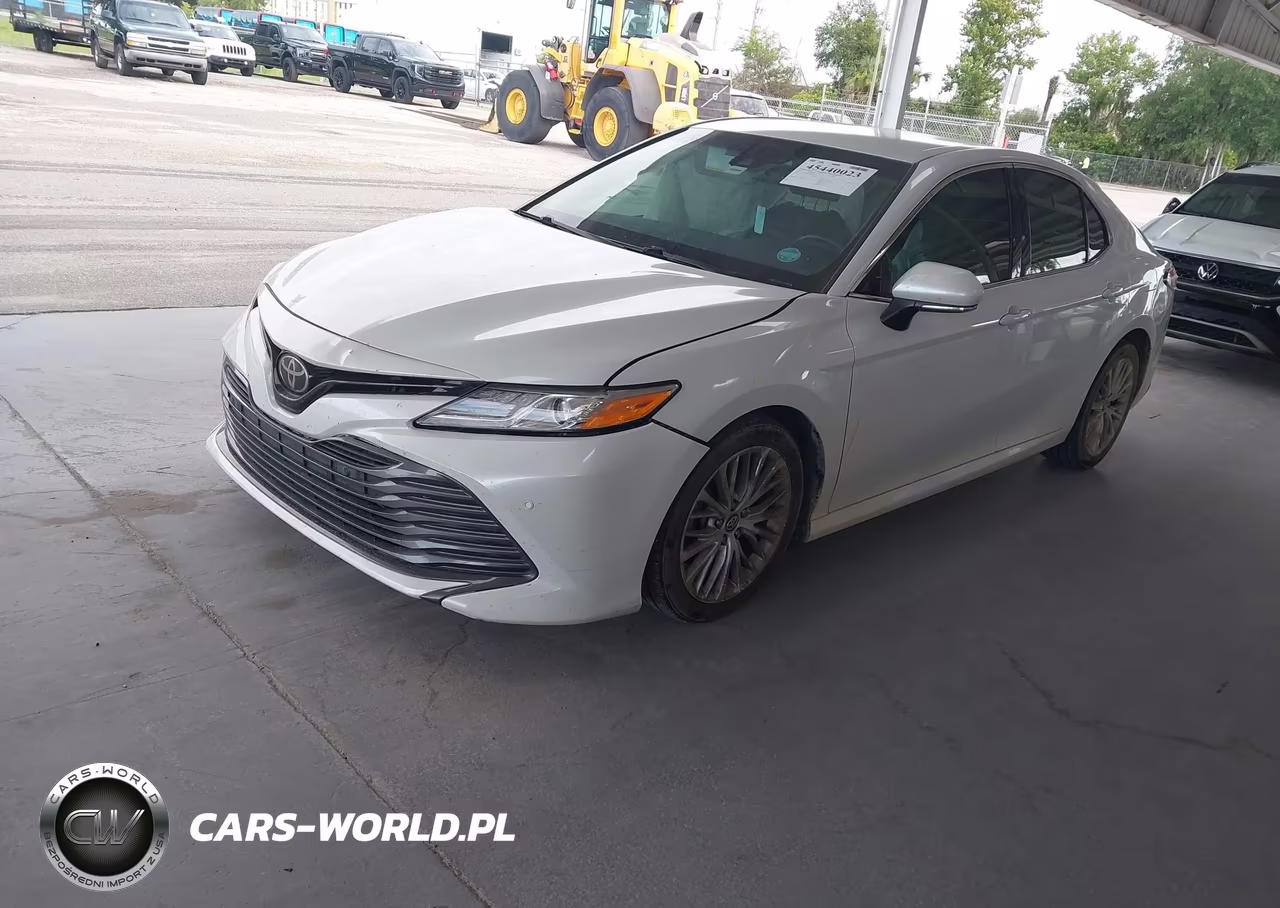 2018 Toyota Camry Xle VIN:4T1B11HKXJU152844 - 2