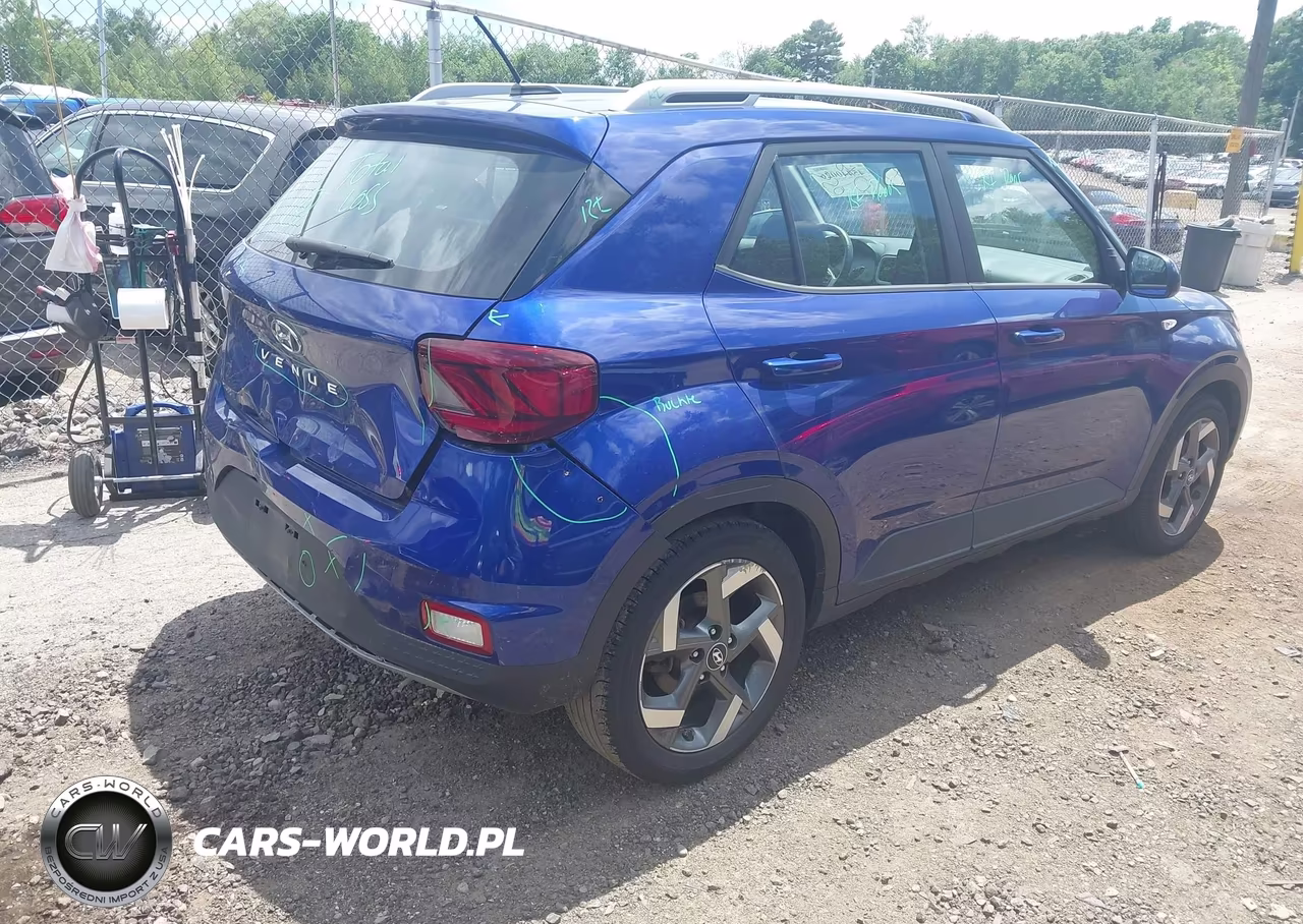 2023 Hyundai Venue Limited VIN:KMHRC8A35PU221131 - 4