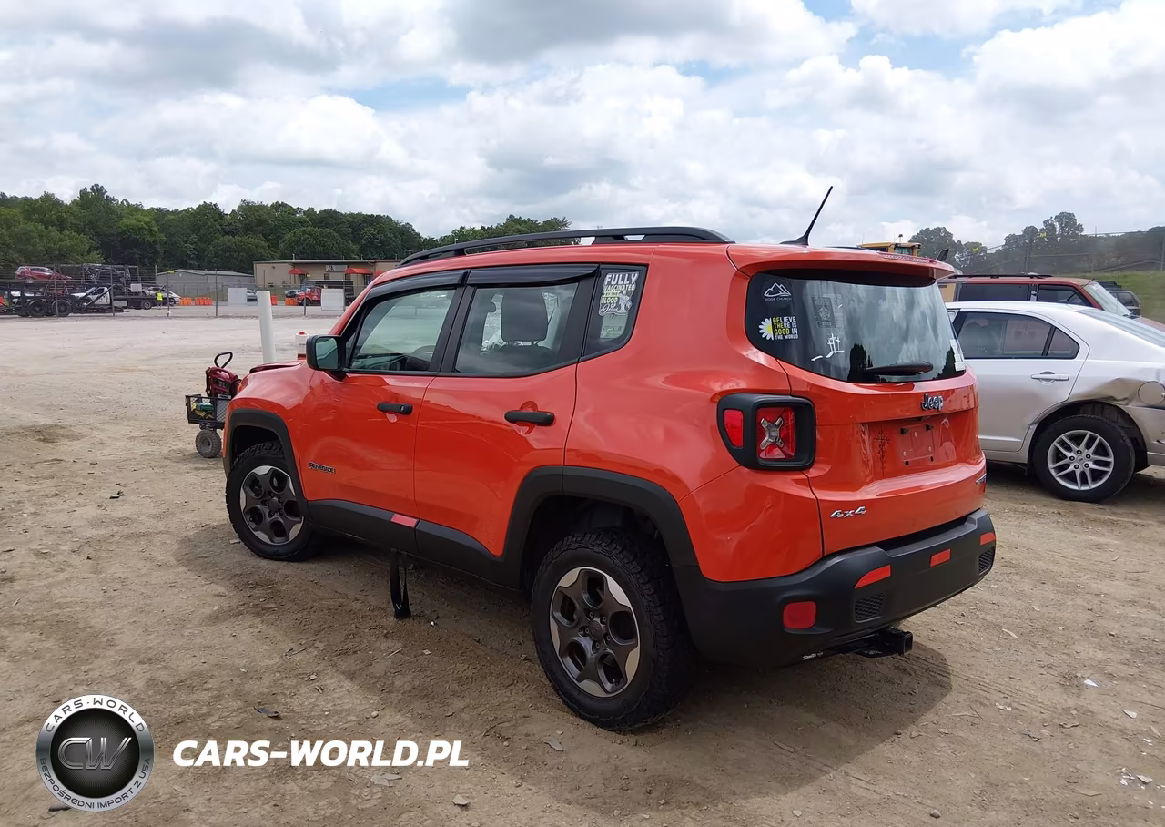 2015 Jeep Renegade Sport VIN:ZACCJBAH2FPC33150 - 3