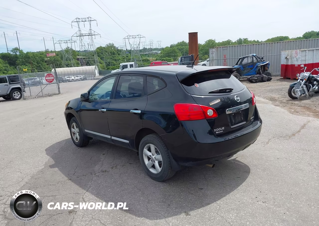 2013 Nissan Rogue S VIN:JN8AS5MV1DW654174 - 3