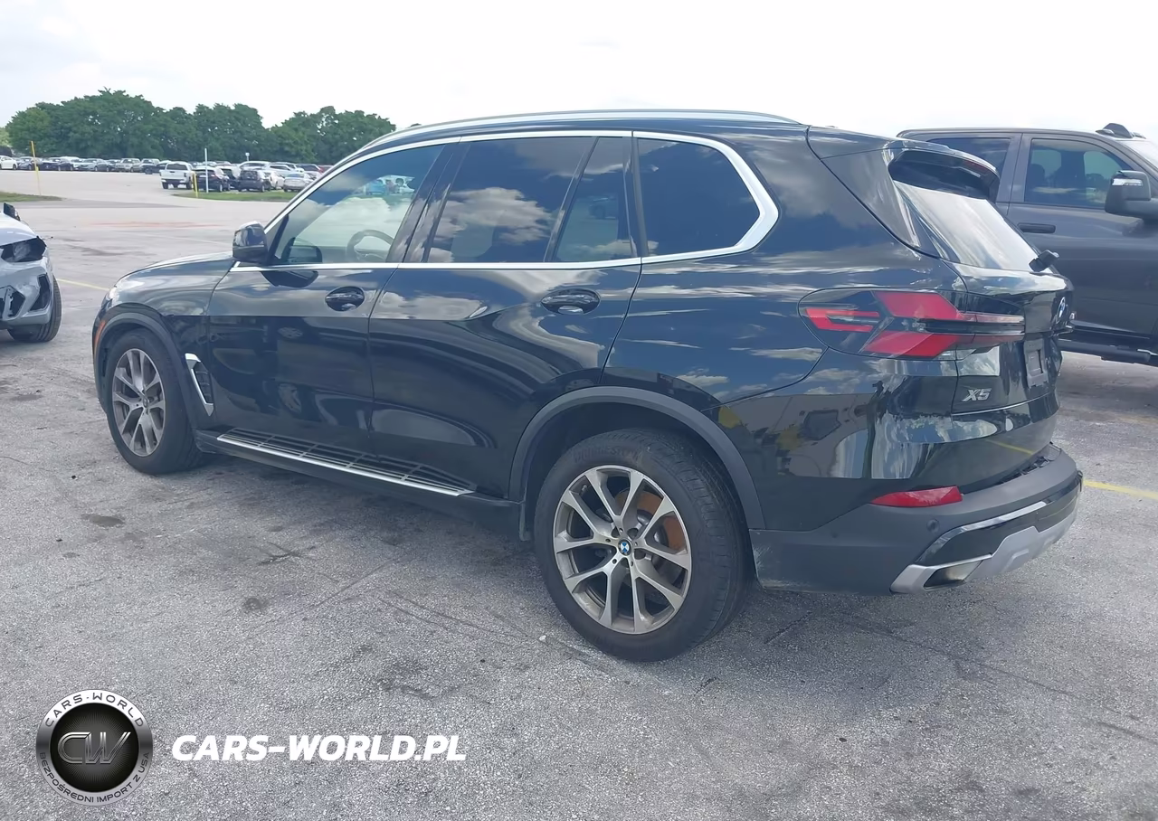 2026 BMW X5 xDrive40I VIN:5UX23EU08T9111739 - 3
