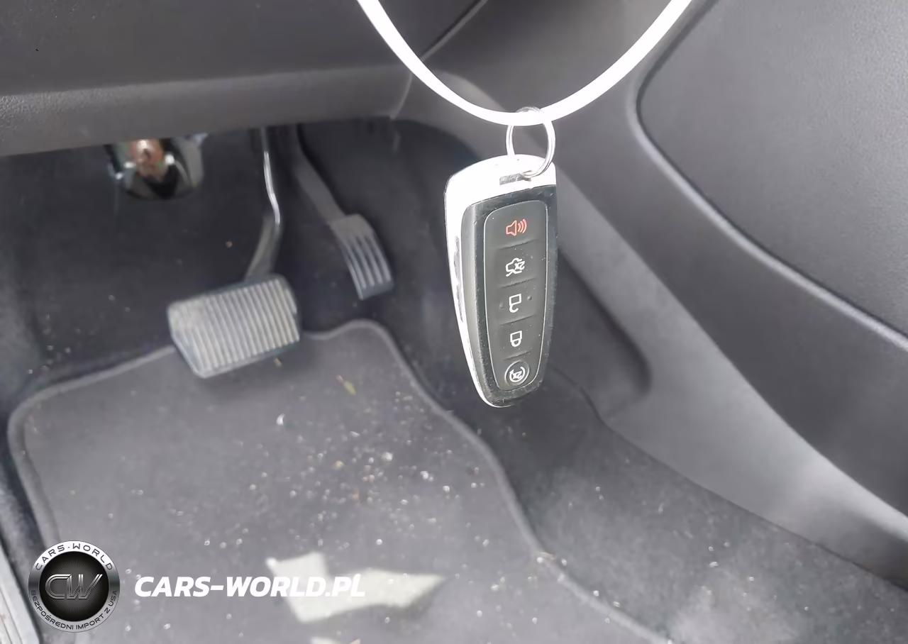 2015 Ford Escape Titanium VIN:1FMCU0J95FUC88061 - 11