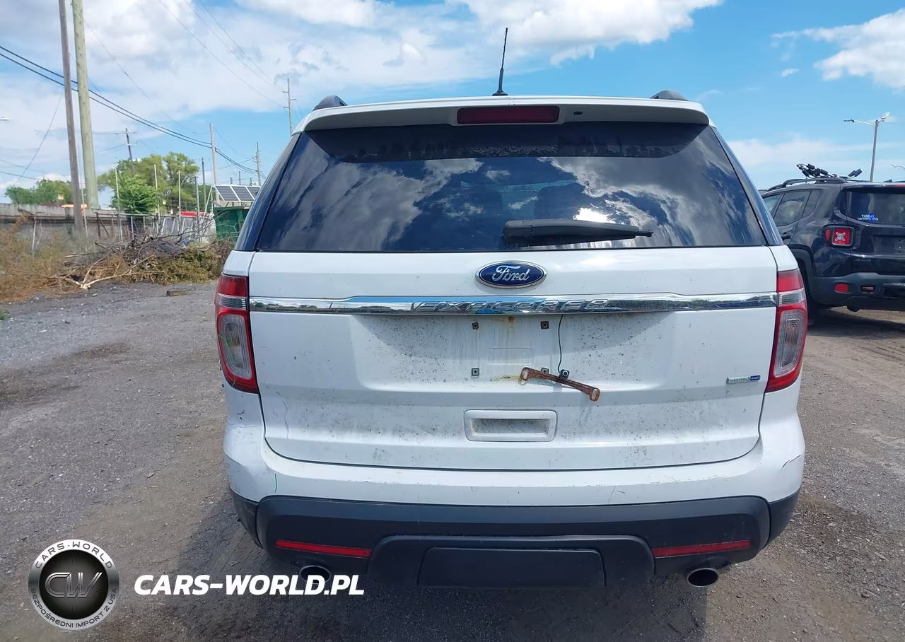 2015 Ford Explorer VIN:1FM5K8B85FGB83327 - 16