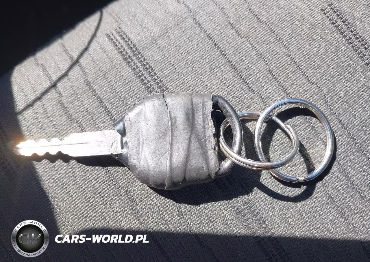 2009 Ford Focus Se VIN:1FAHP35N79W135996 - 11