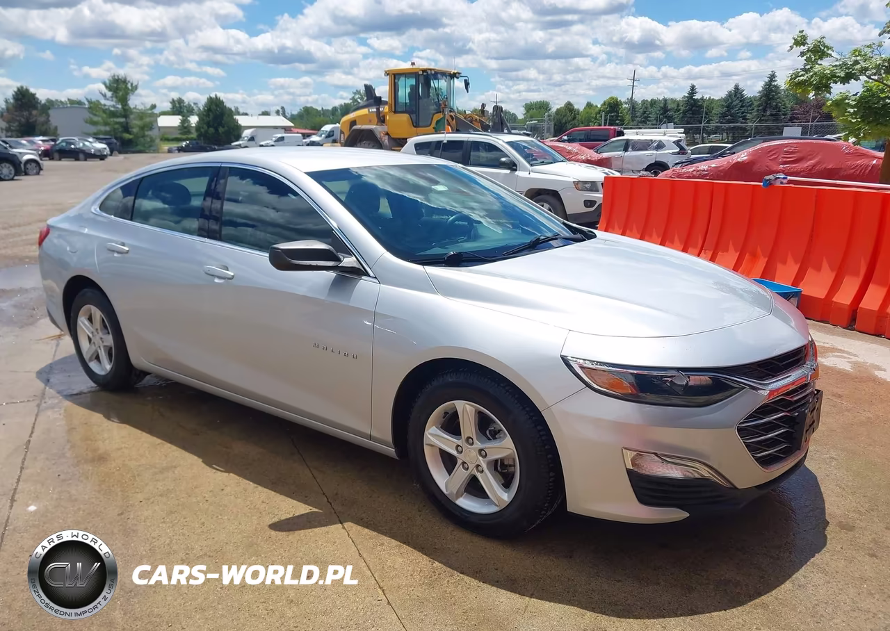 2020 Chevrolet Malibu Fwd 1Fl – zdjęcie 1 z 17