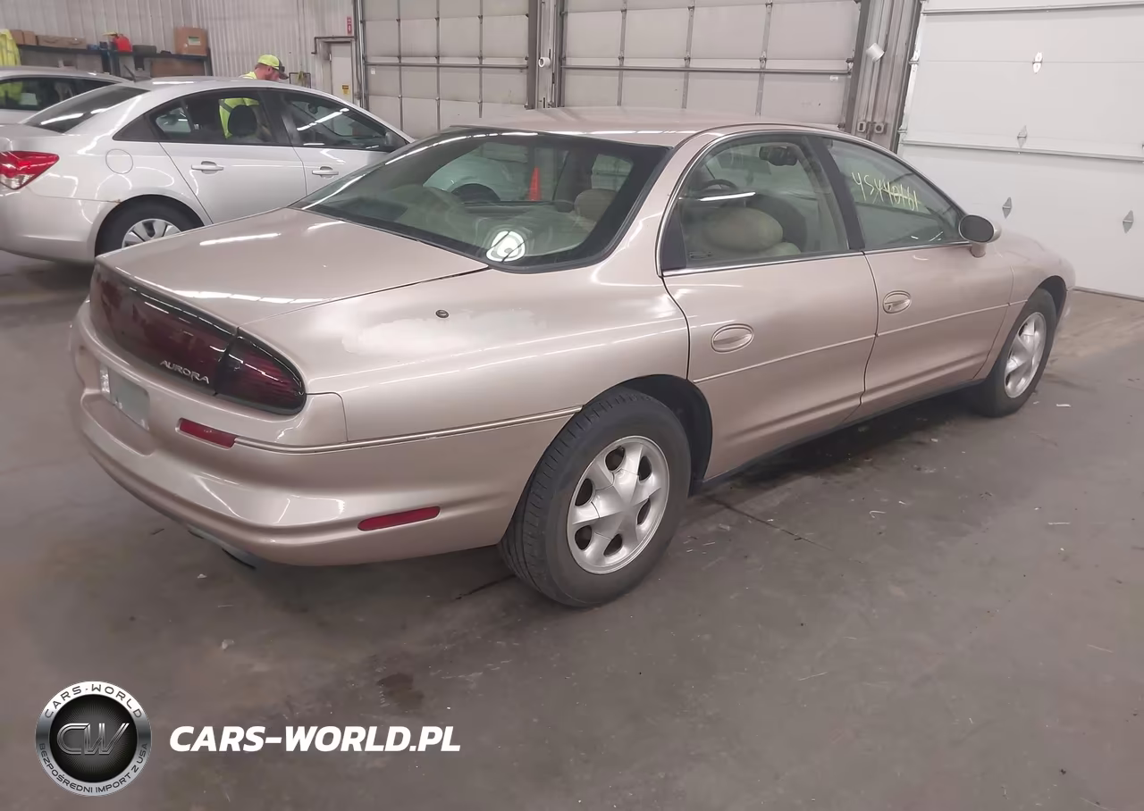 1999 Oldsmobile Aurora VIN:1G3GR62CXX4100107 - 4