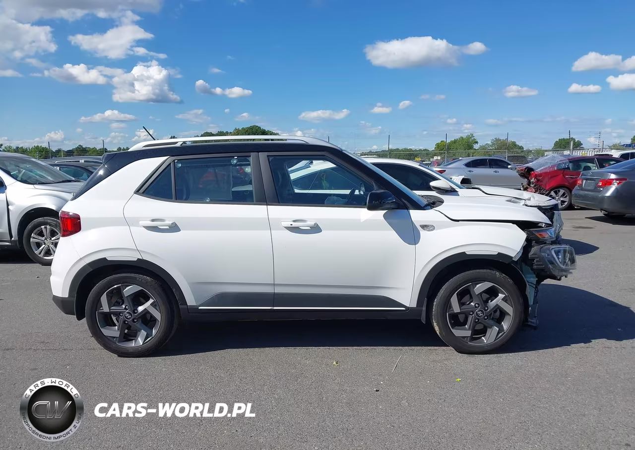 2023 Hyundai Venue Limited VIN:KMHRC8A32PU275180 - 13