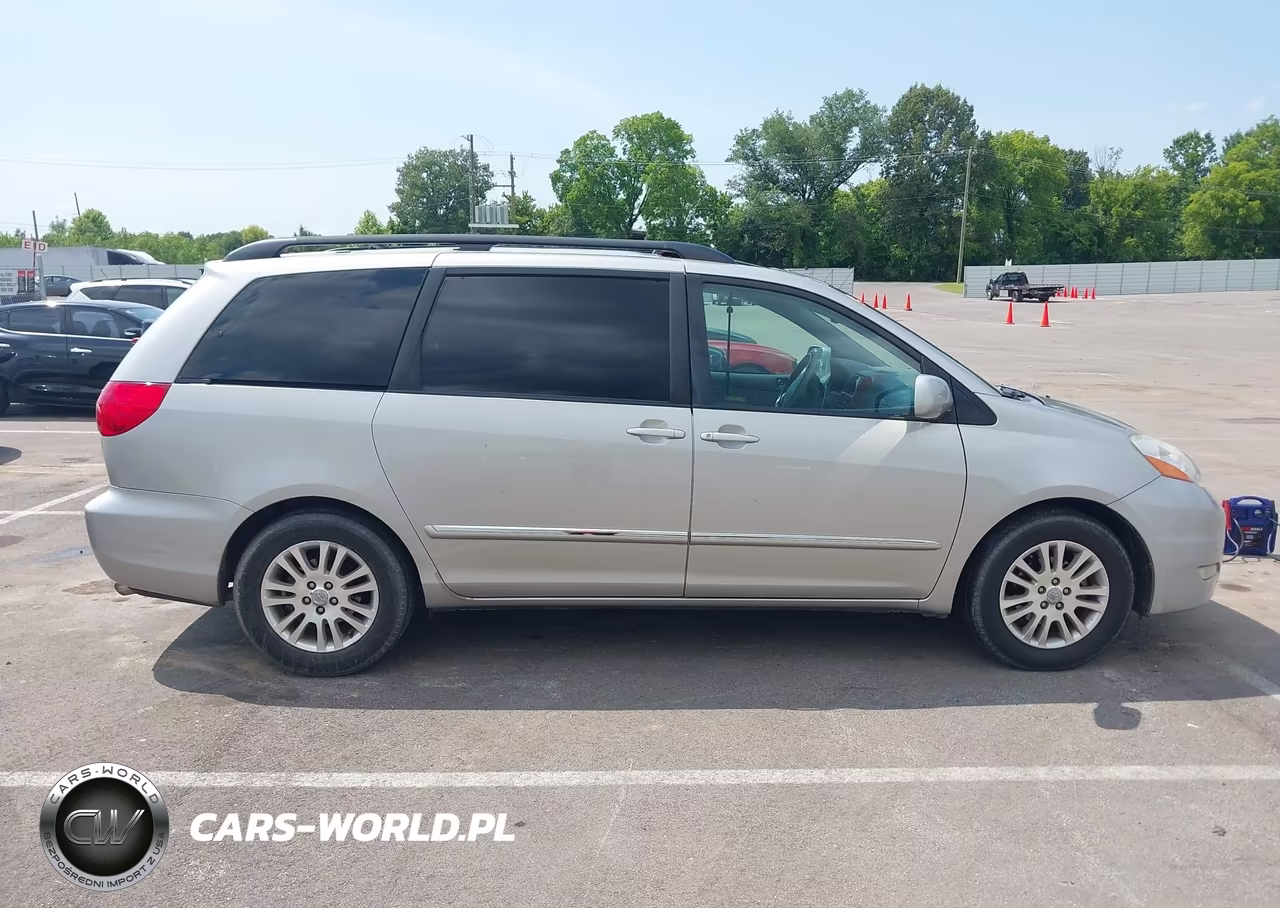 2010 Toyota Sienna Limited VIN:5TDYK4CC3AS291330 - 13