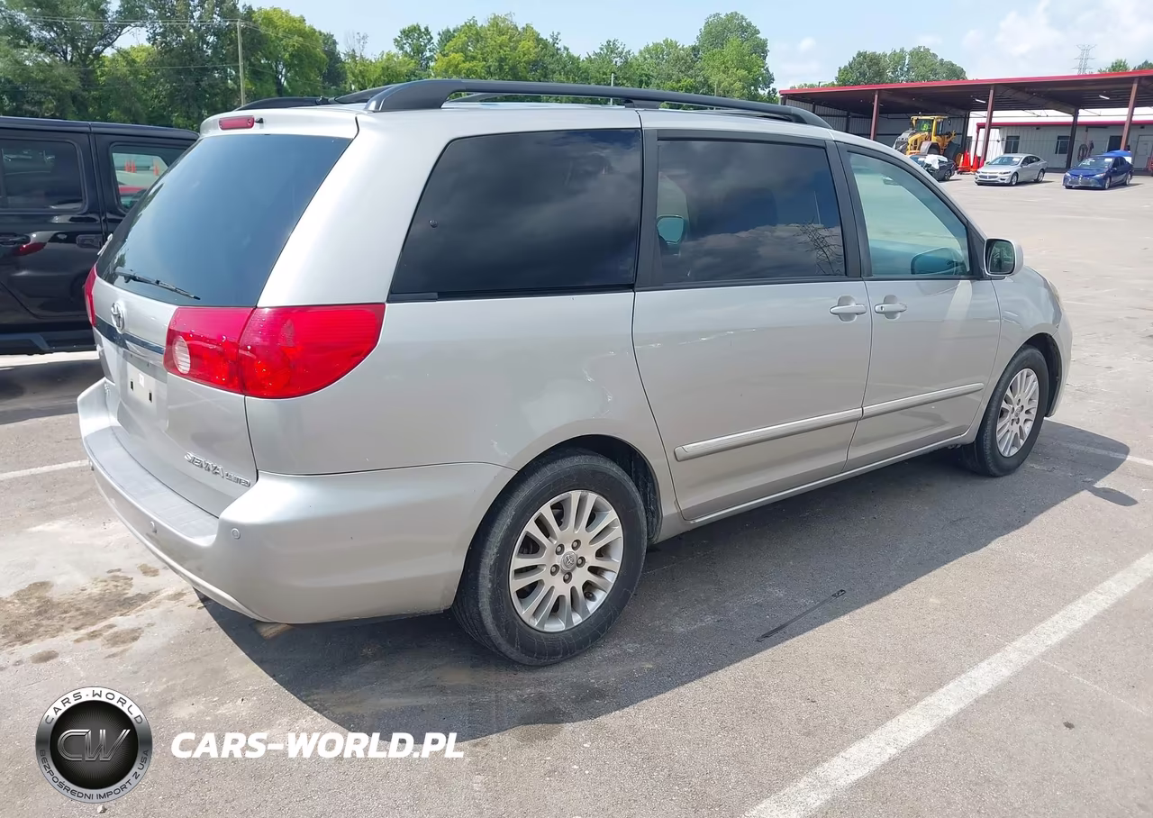 2010 Toyota Sienna Limited VIN:5TDYK4CC3AS291330 - 4