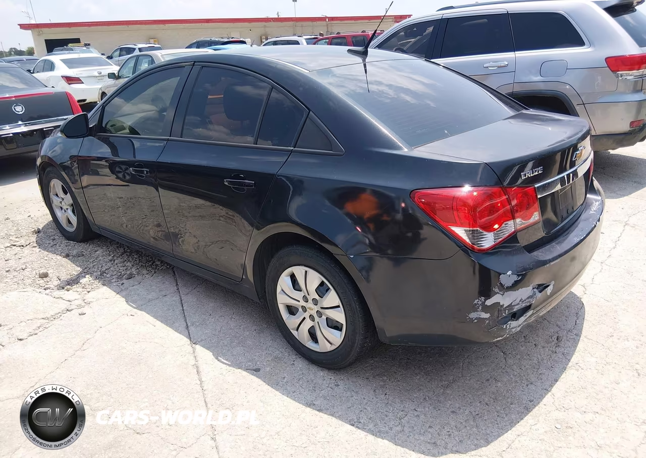 2014 Chevrolet Cruze Ls Auto VIN:1G1PA5SH4E7245659 - 3
