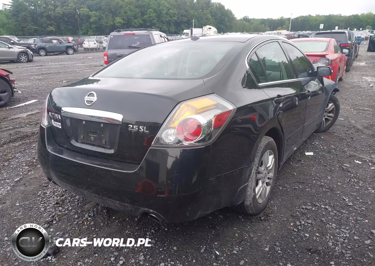 2011 Nissan Altima 2.5 S VIN:1N4AL2AP4BN403350 - 4