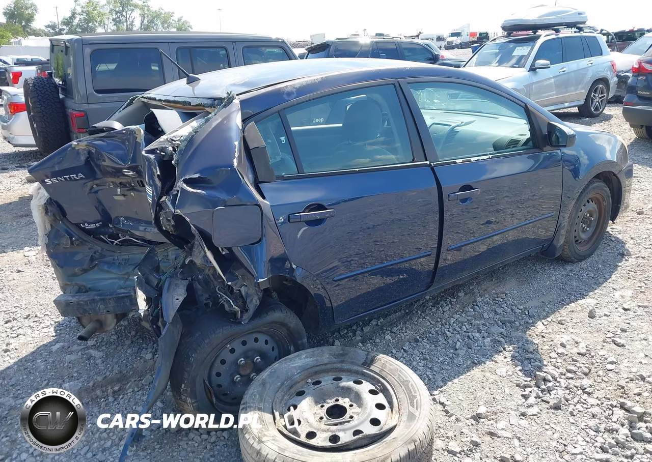 2010 Nissan Sentra 2.0 VIN:3N1AB6AP0AL611411 - 4