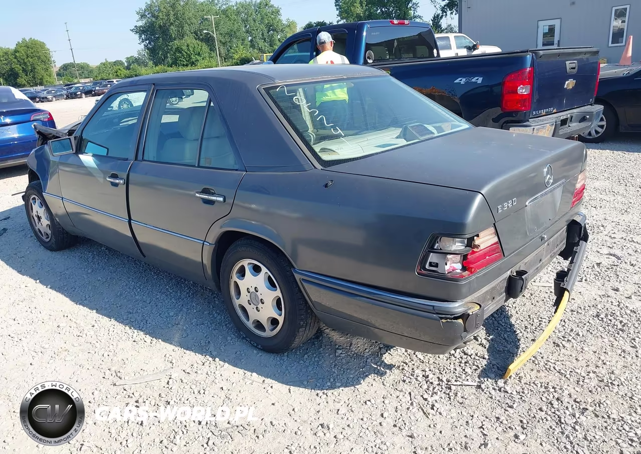 1995 Mercedes-Benz E 320 Base-320 Special VIN:WDBEA32E8SC205241 - 3