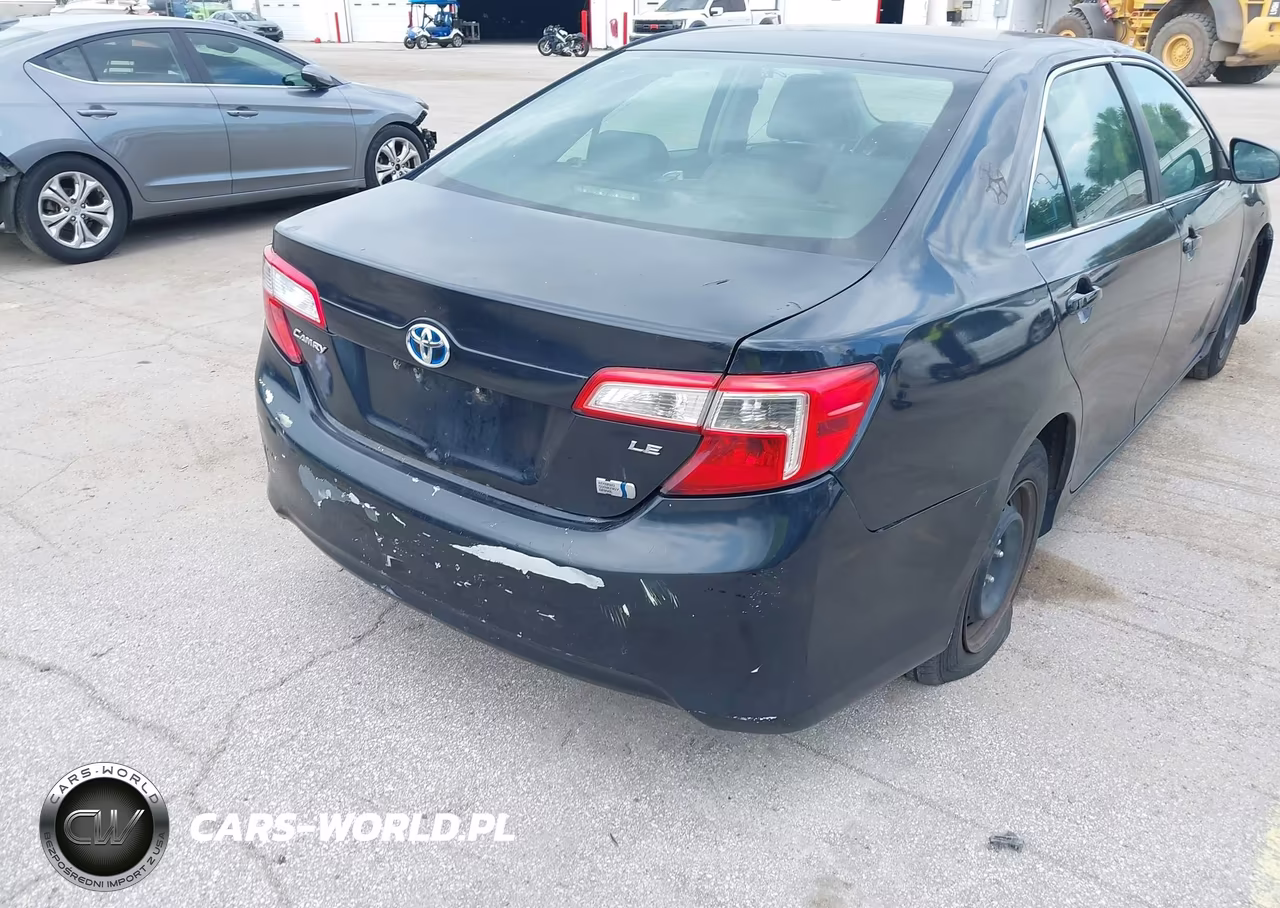 2014 Toyota Camry Hybrid Le VIN:4T1BD1FK2EU097516 - 17