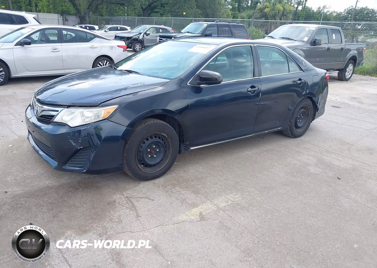 2014 Toyota Camry Hybrid Le VIN:4T1BD1FK2EU097516 - 2