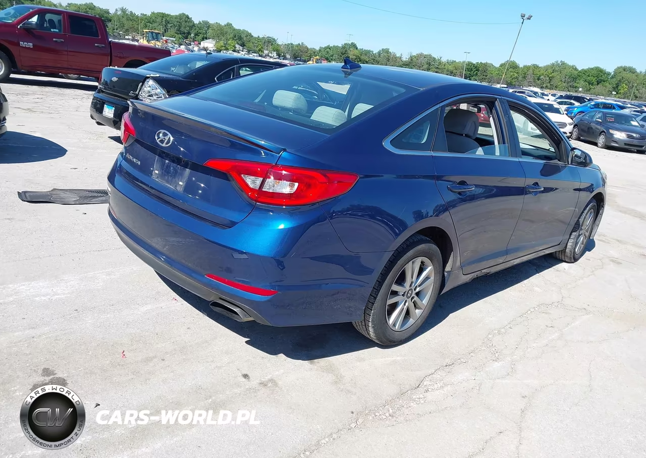 2017 Hyundai Sonata VIN:5NPE24AF0HH511345 - 4