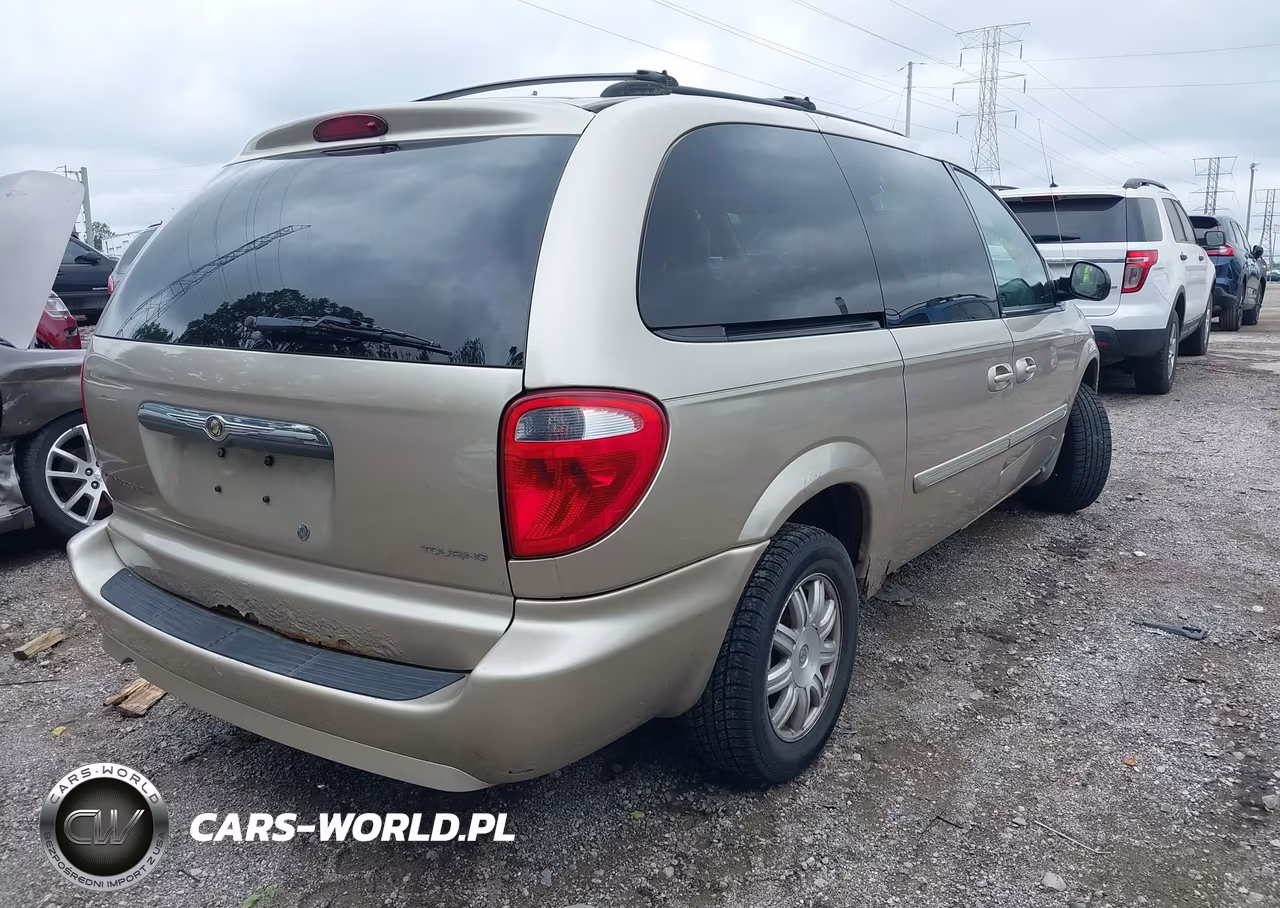2007 Chrysler Town & Country Touring VIN:2A4GP54LX7R133905 - 4