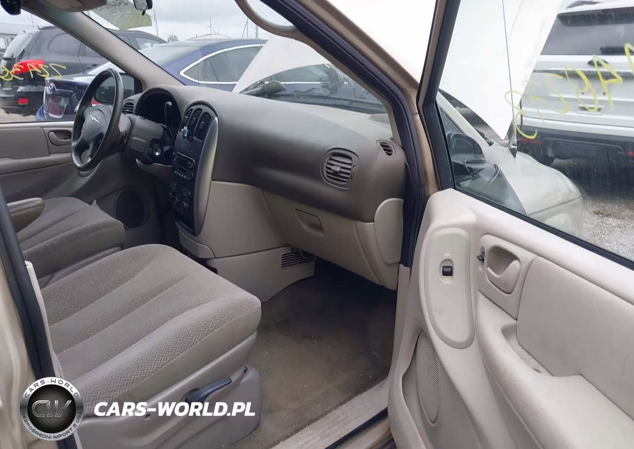 2007 Chrysler Town & Country Touring VIN:2A4GP54LX7R133905 - 5