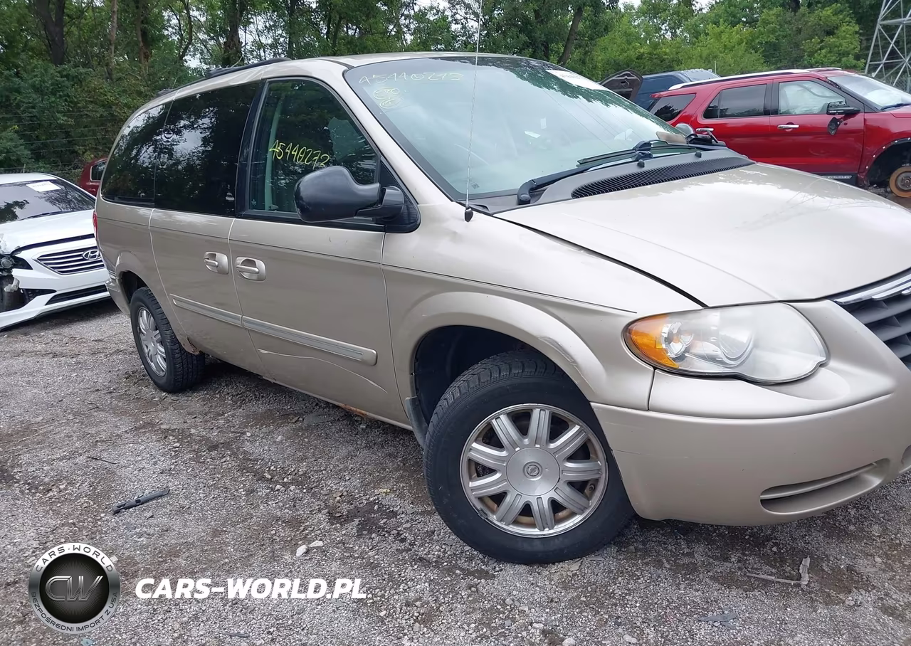 2007 Chrysler Town & Country Touring VIN:2A4GP54LX7R133905 - 6