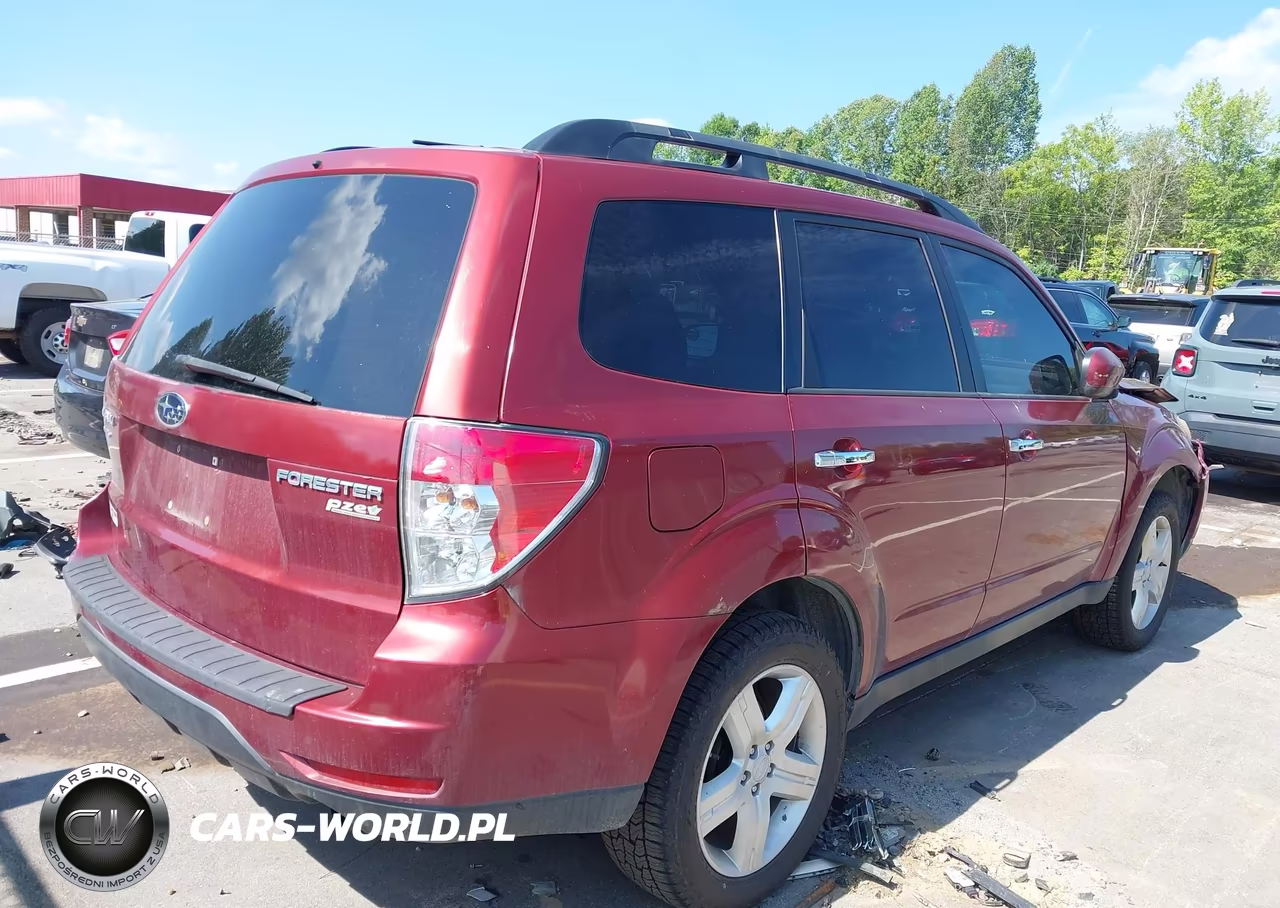 2010 Subaru Forester 2.5X Premium VIN:JF2SH6CC5AH906367 - 4