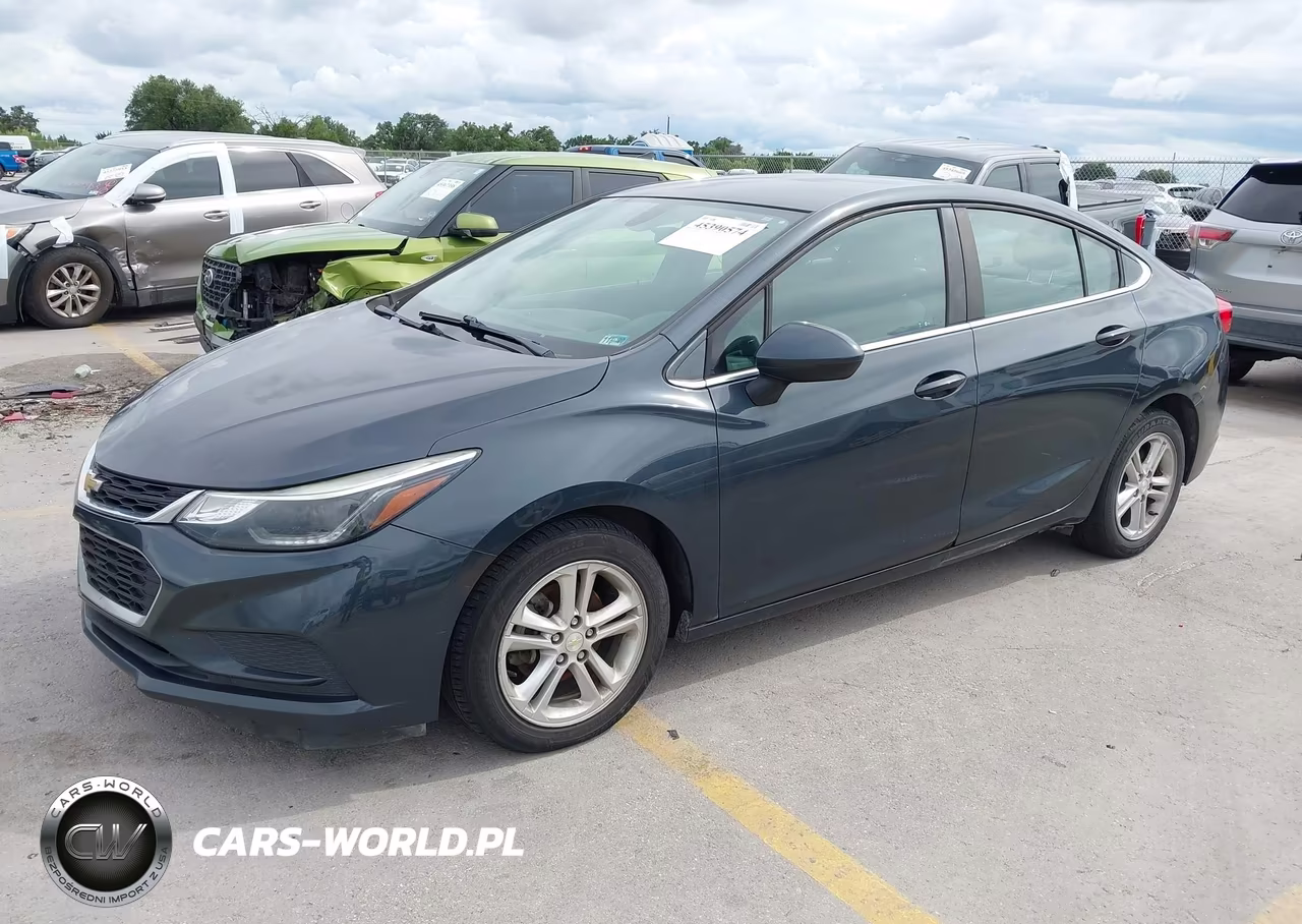 2018 Chevrolet Cruze Lt Auto VIN:1G1BE5SM4J7155014 - 2