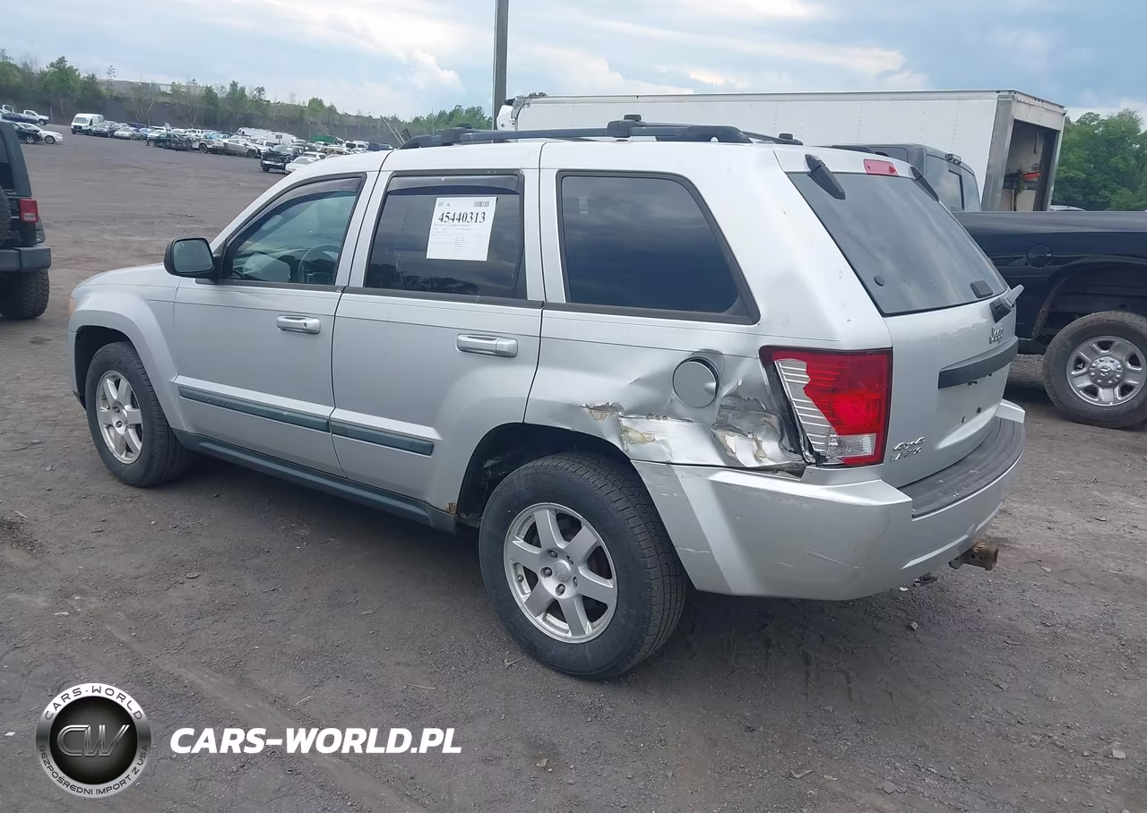 2008 Jeep Grand Cherokee Laredo VIN:1J8GR48K48C235120 - 3