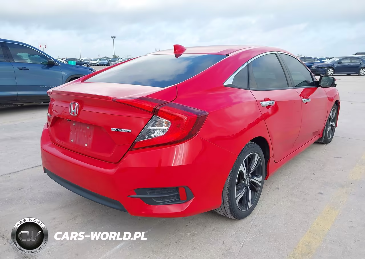 2018 Honda Civic Touring VIN:2HGFC1F96JH101989 - 4