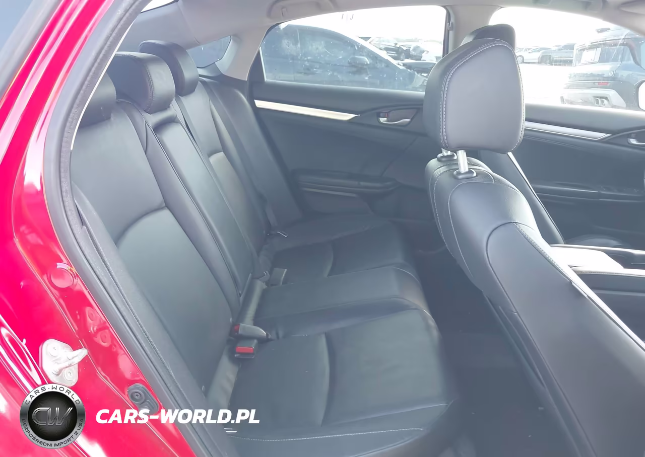 2018 Honda Civic Touring VIN:2HGFC1F96JH101989 - 8