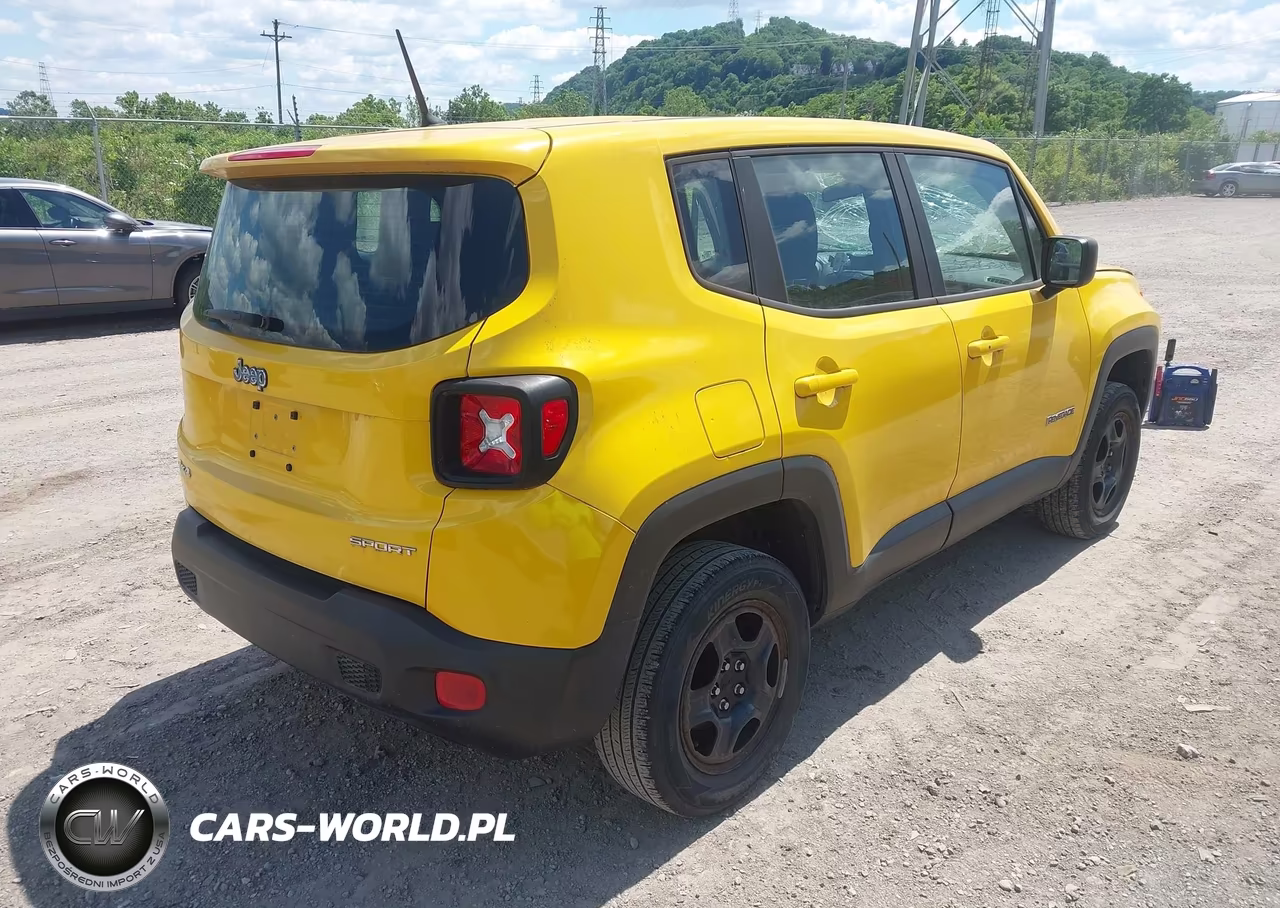 2017 Jeep Renegade Sport VIN:ZACCJBAB4HPF89064 - 4