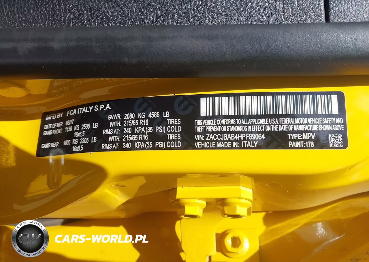2017 Jeep Renegade Sport VIN:ZACCJBAB4HPF89064 - 9