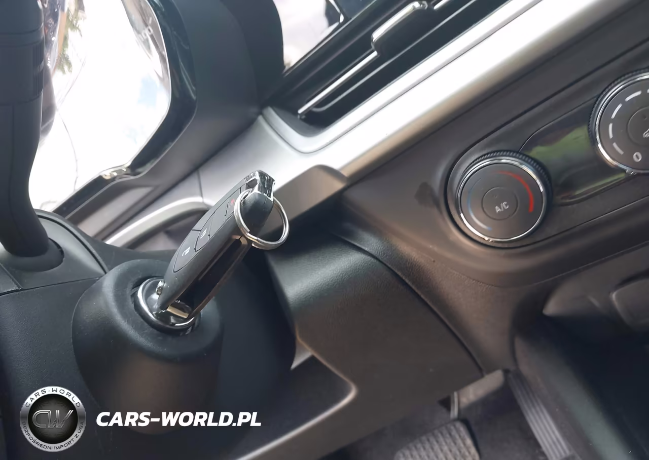 2025 Chevrolet Trax Fwd Ls VIN:KL77LFEPXSC340107 - 11