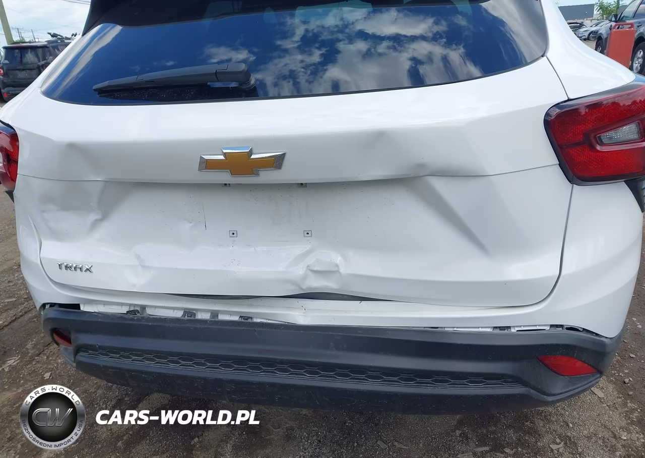 2025 Chevrolet Trax Fwd Ls VIN:KL77LFEPXSC340107 - 17
