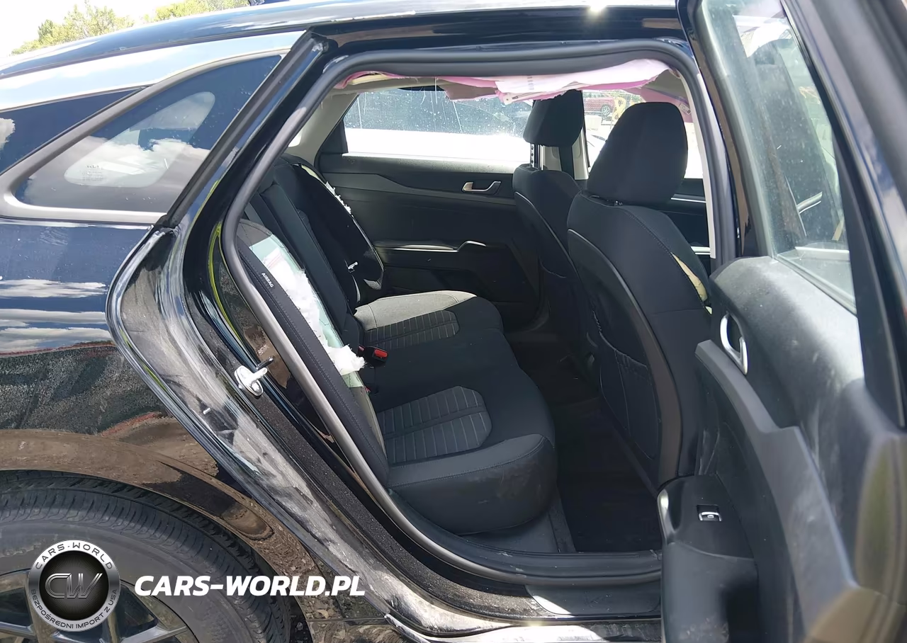 2026 Kia K5 Lxs Fwd VIN:KNAG24J7XT5404939 - 8