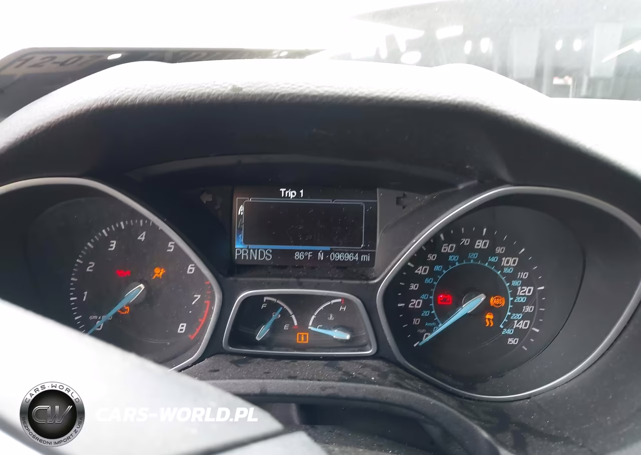 2012 Ford Focus Titanium VIN:1FAHP3N25CL385705 - 7