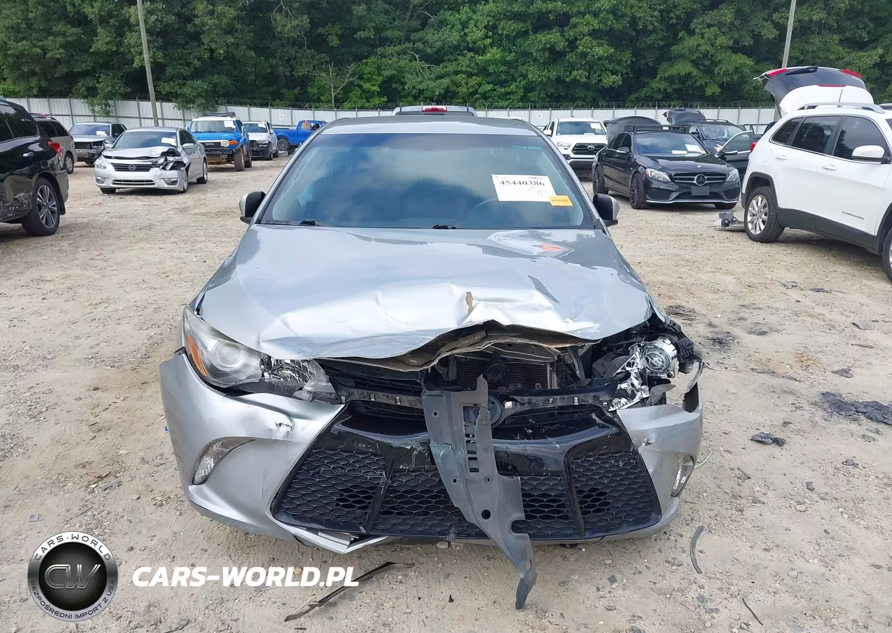 2015 Toyota Camry Se VIN:4T1BF1FK7FU001293 - 12