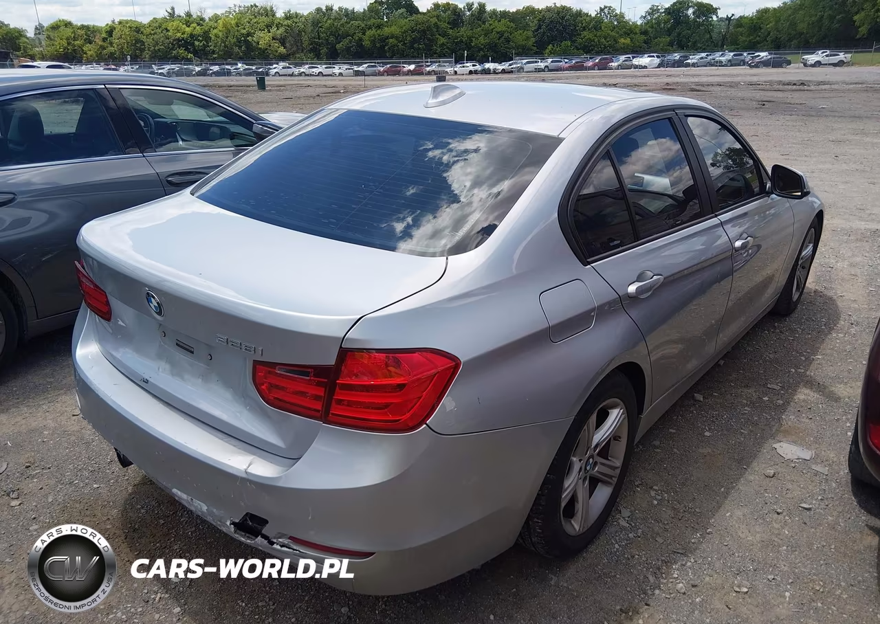 2012 BMW 328I VIN:WBA3A5G55CNP16230 - 4