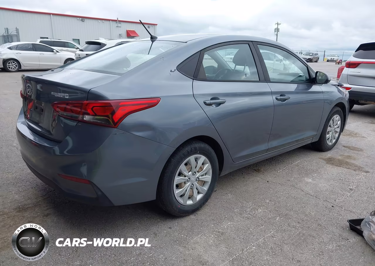 2019 Hyundai Accent Se VIN:3KPC24A39KE052390 - 4