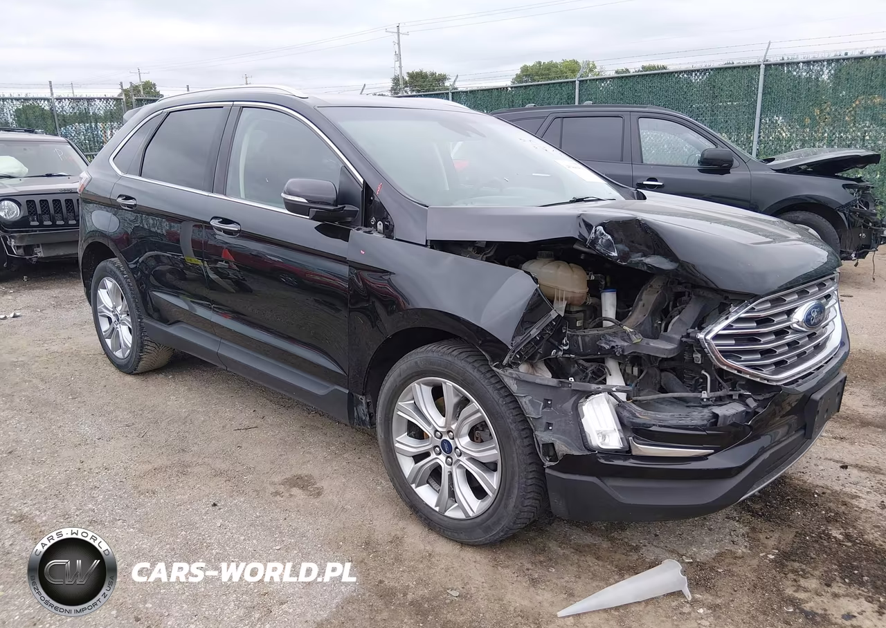 2019 Ford Edge Titanium
