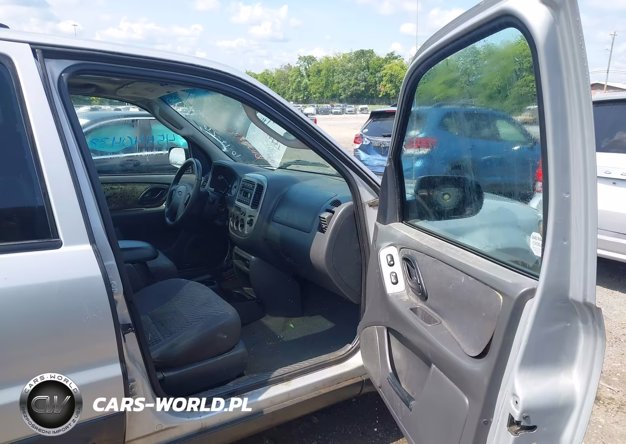 2004 Ford Escape Xlt VIN:1FMCU93194KB10402 - 5