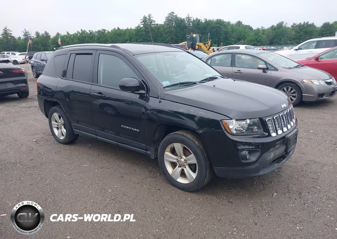 2016 Jeep Compass Latitude – zdjęcie 1 z 15