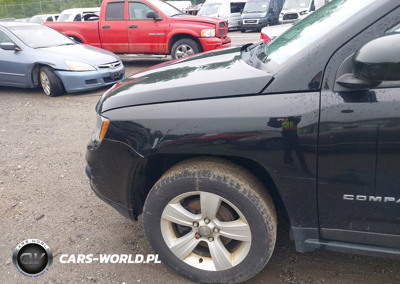 2016 Jeep Compass Latitude VIN:1C4NJDEBXGD782864 - 15