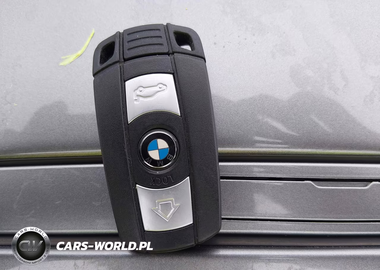 2011 BMW 335I xDrive VIN:WBAPL5C56BA919716 - 11